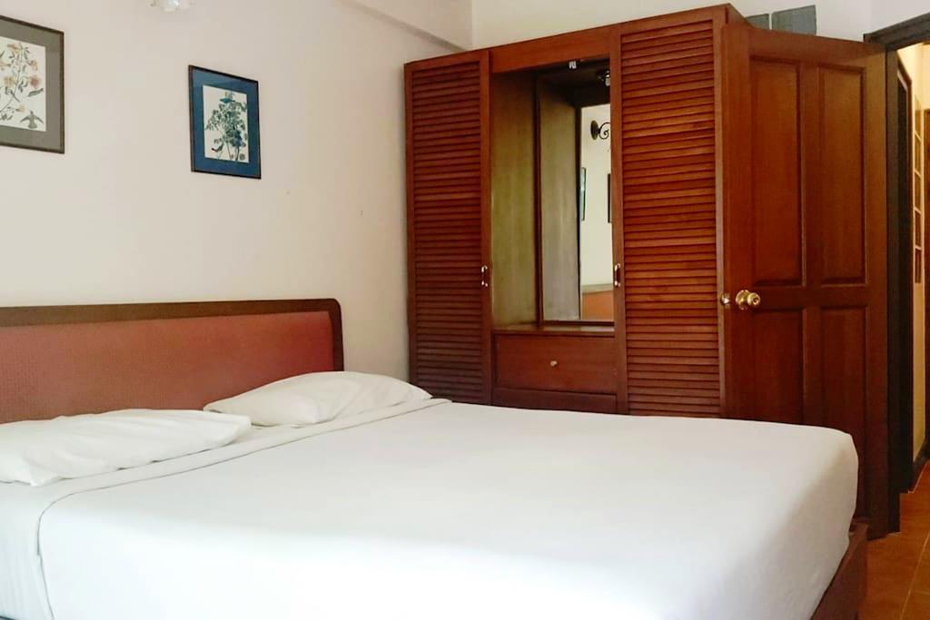 Aparthotel House By The Pond Bangkok Exterior foto